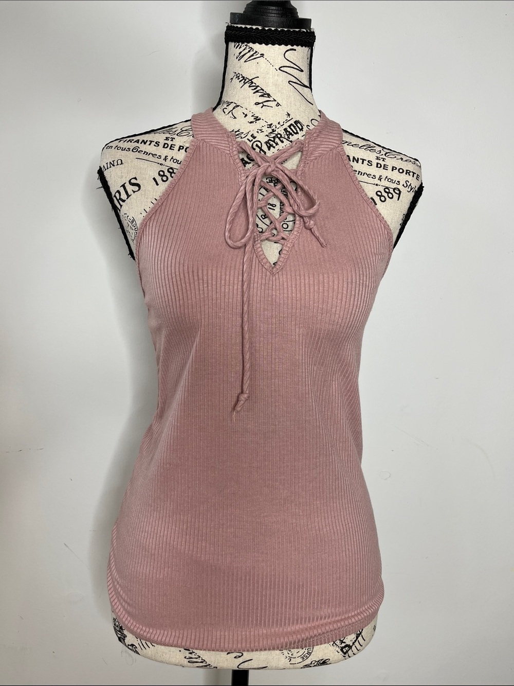 Women's Ribbed Halter Top M Soft Pink Stretch Parisian Luxury Coquette